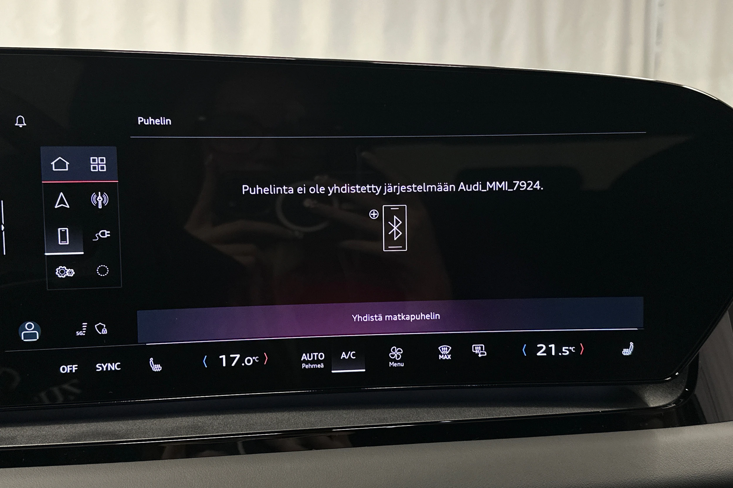 punainen Audi Q6 e-tron 2025 kuva 19.