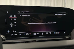 punainen Audi Q6 e-tron 2025 kuva 21.