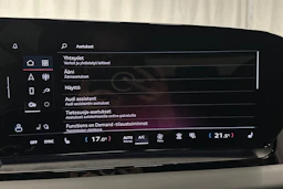 punainen Audi Q6 e-tron 2025 kuva 23.