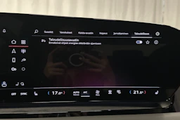 punainen Audi Q6 e-tron 2025 kuva 28.