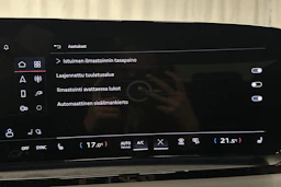 punainen Audi Q6 e-tron 2025 kuva 32.