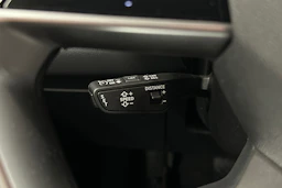 sininen Audi Q6 e-tron 2025 kuva 23.
