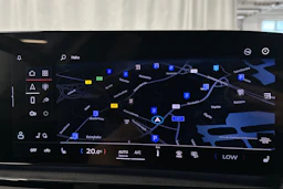 sininen Audi Q6 e-tron 2025 kuva 26.