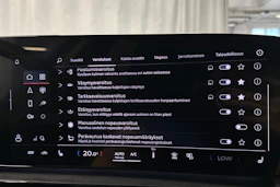 sininen Audi Q6 e-tron 2025 kuva 29.