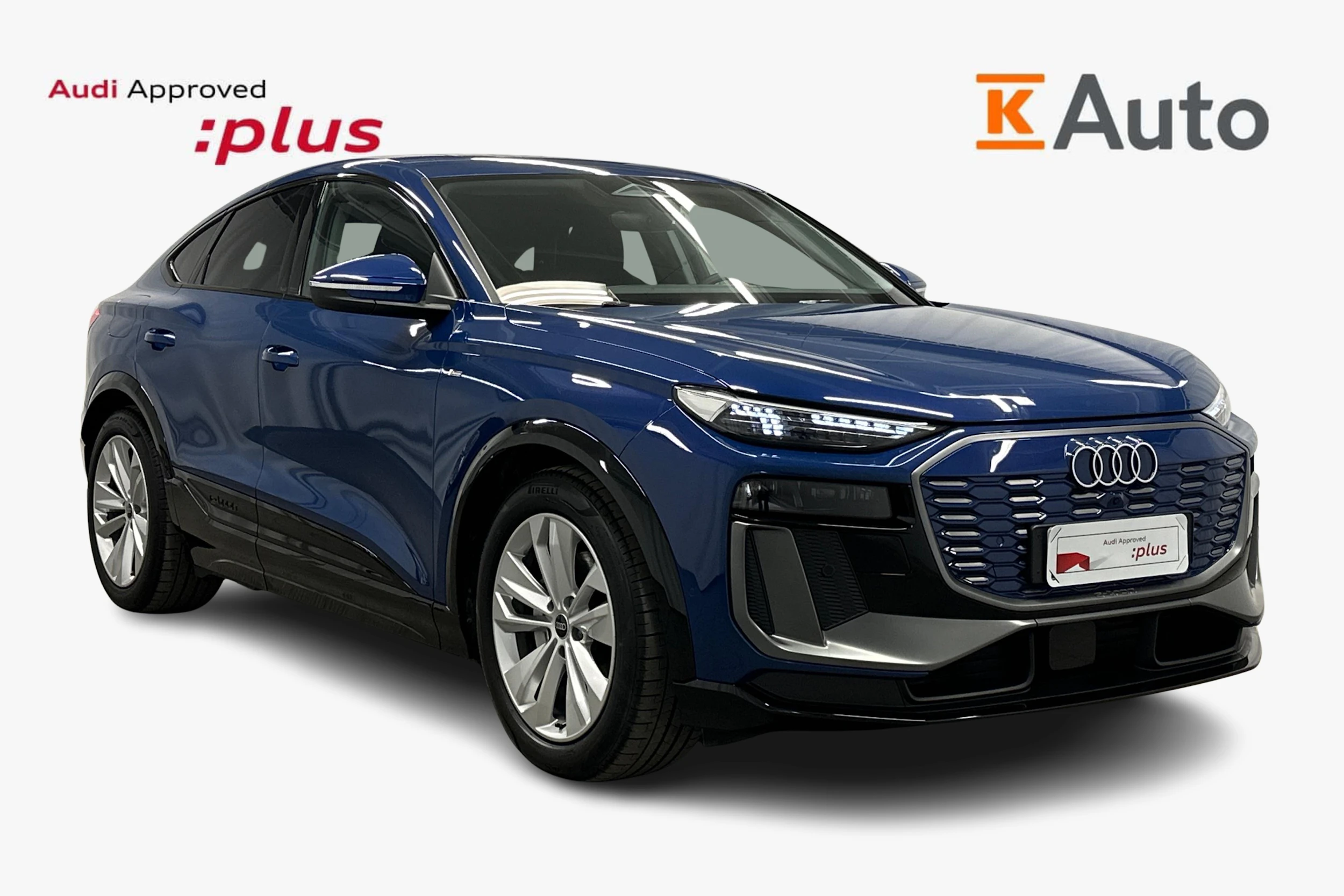 sininen Audi Q6 e-tron 2025 kuva 1.
