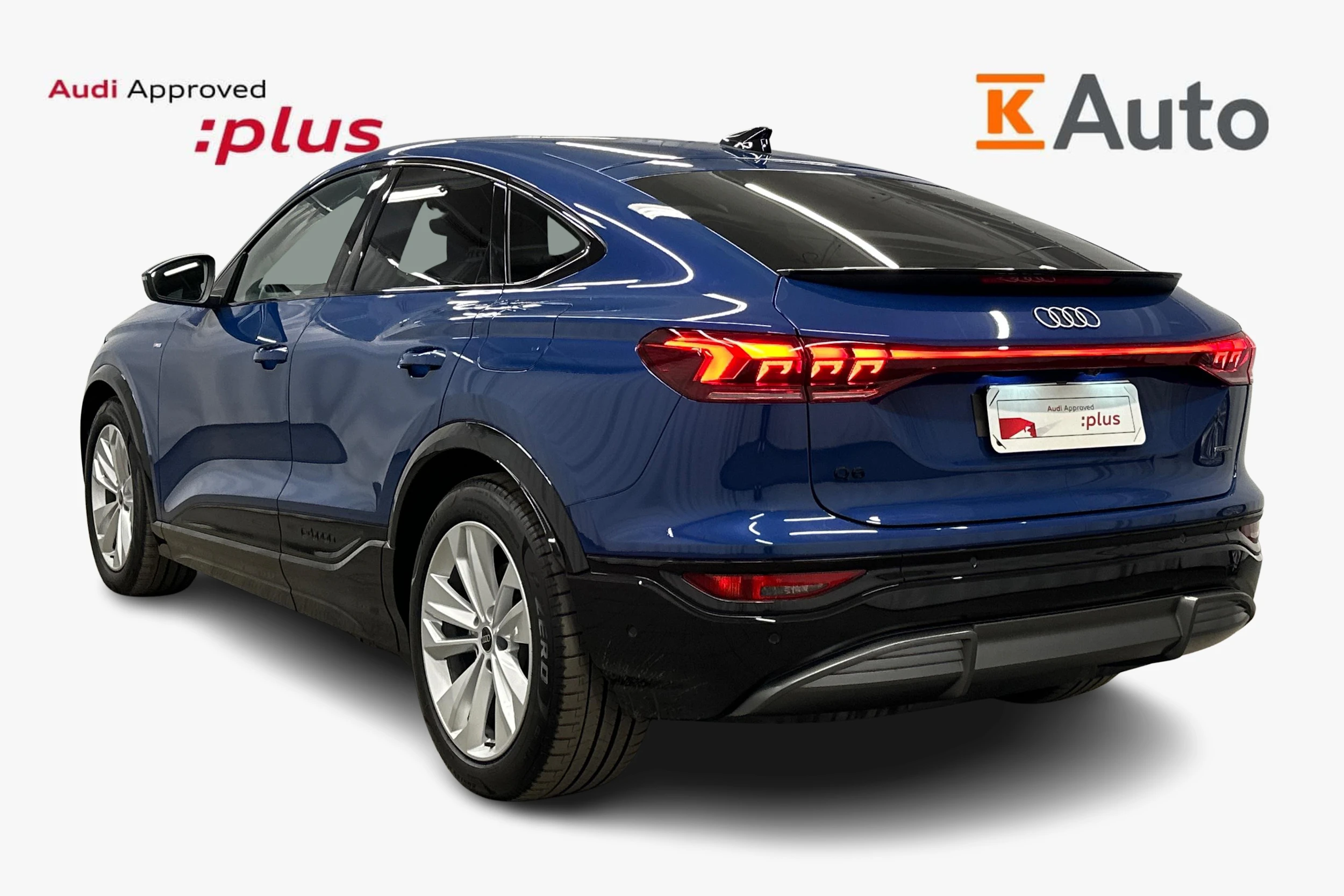 sininen Audi Q6 e-tron 2025 kuva 2.