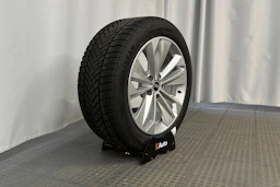 sininen Audi Q6 e-tron 2025 kuva 10.