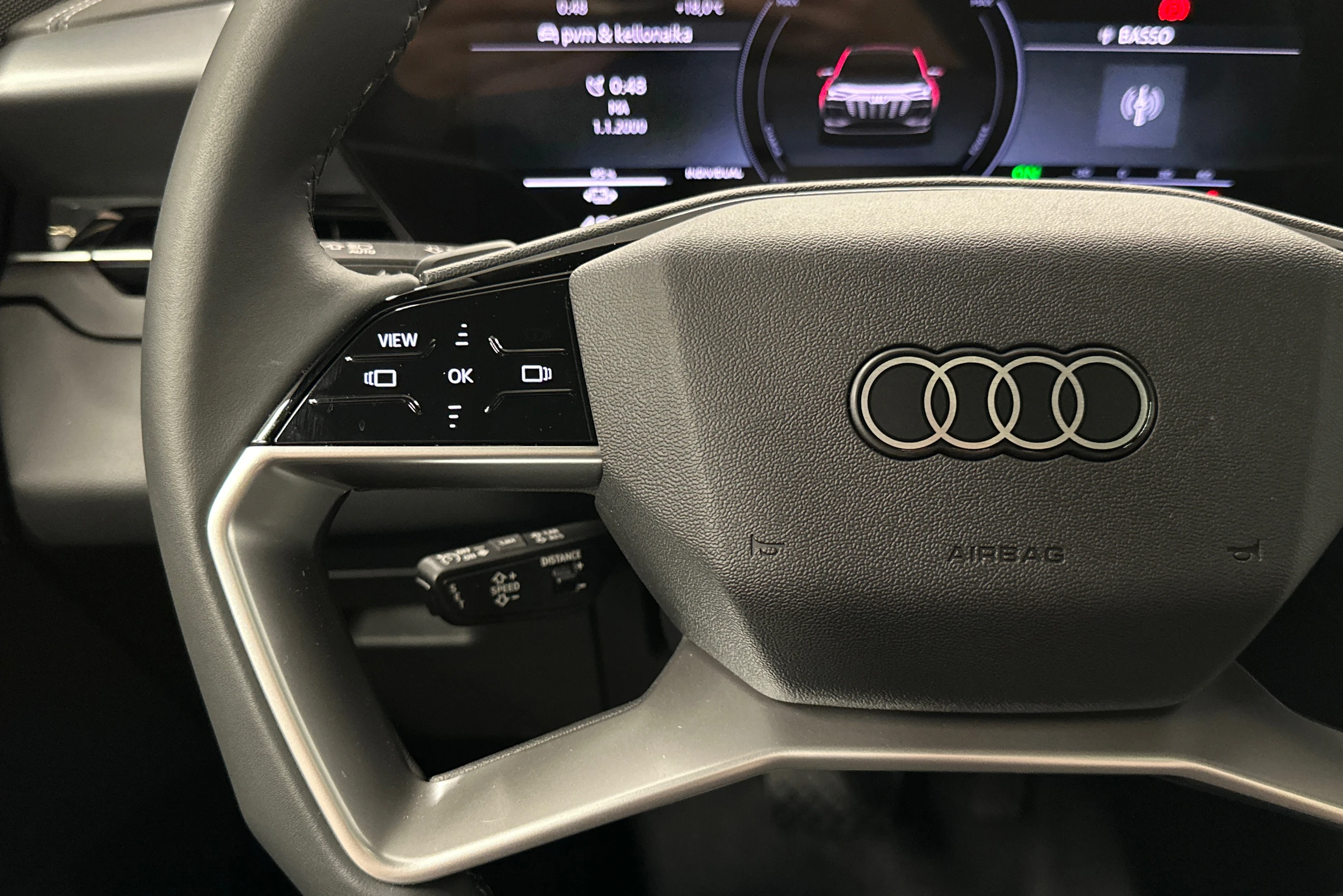 sininen Audi Q6 e-tron 2025 kuva 11.