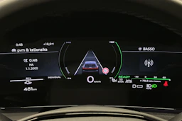 sininen Audi Q6 e-tron 2025 kuva 13.