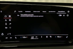 sininen Audi Q6 e-tron 2025 kuva 28.