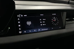 sininen Audi Q6 e-tron 2025 kuva 32.