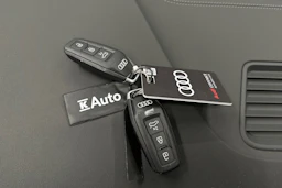 sininen Audi Q6 e-tron 2025 kuva 41.