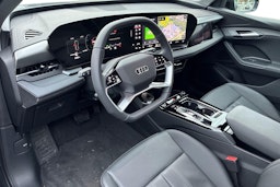 harmaa Audi Q6 e-tron 2025 kuva 11.