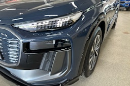 met. sininen Audi Q6 e-tron 2025 kuva 10.