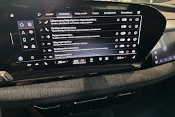 met. sininen Audi Q6 e-tron 2025 kuva 17.