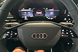 met. sininen Audi Q6 e-tron 2025 kuva 21.