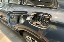 met. sininen Audi Q6 e-tron 2025 kuva 24.