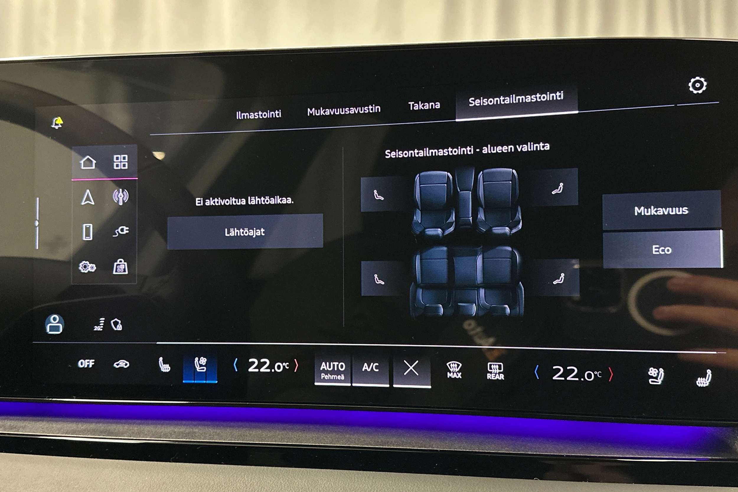 valkoinen Audi Q6 e-tron 2025 kuva 33.