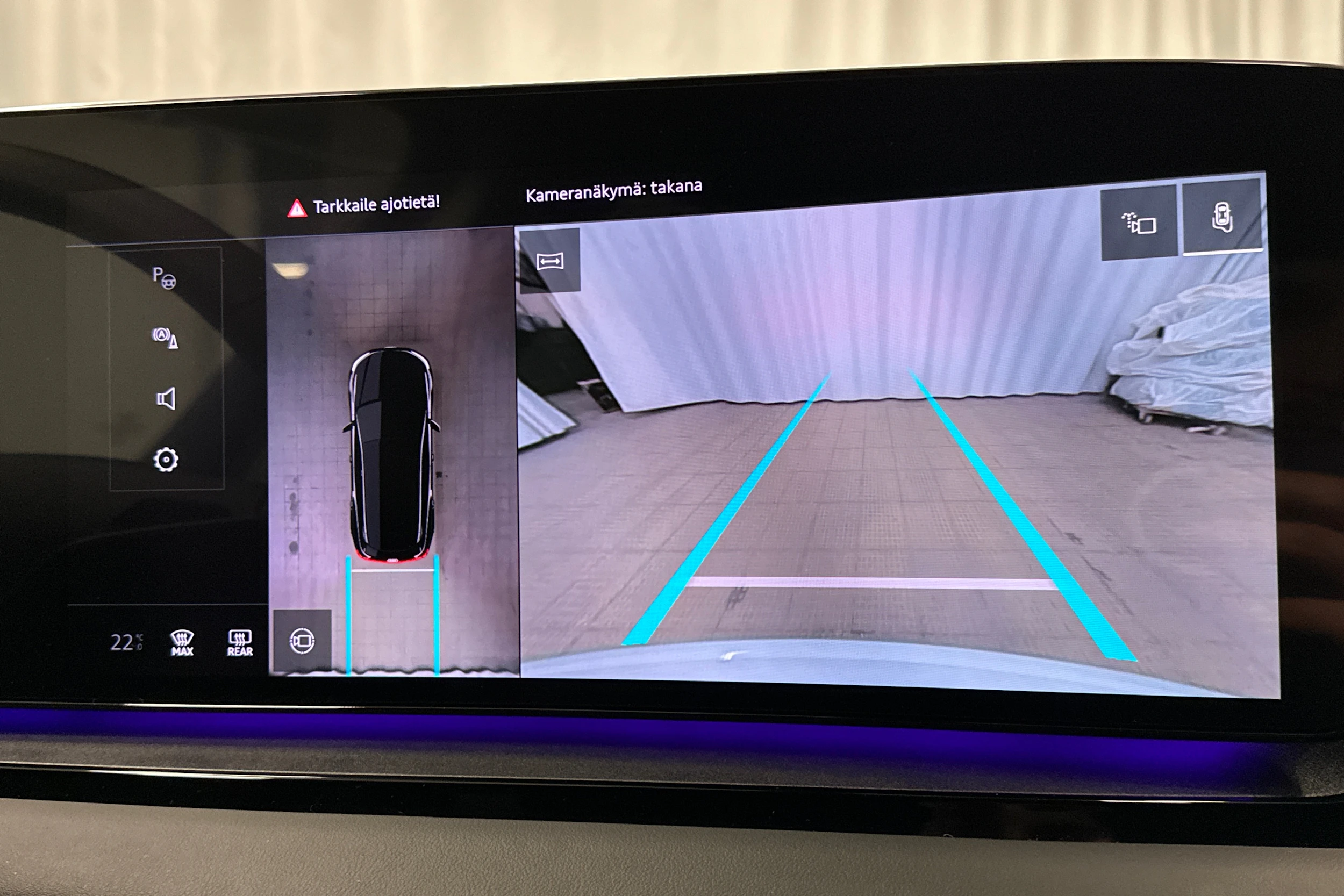 valkoinen Audi Q6 e-tron 2025 kuva 35.