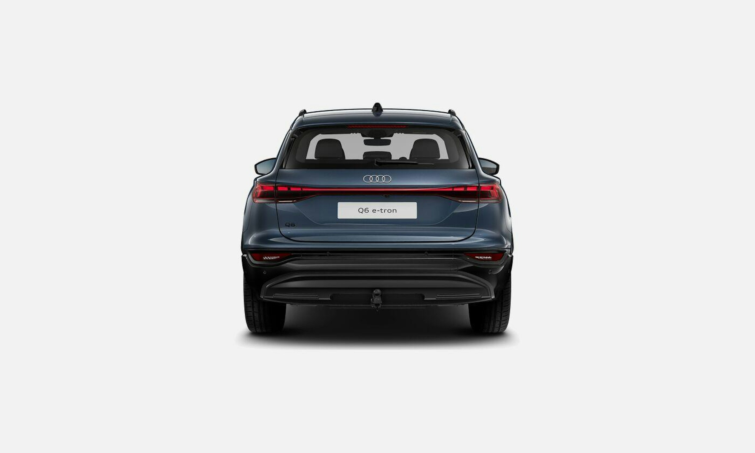 sininen Audi Q6 e-tron 2025 kuva 3.