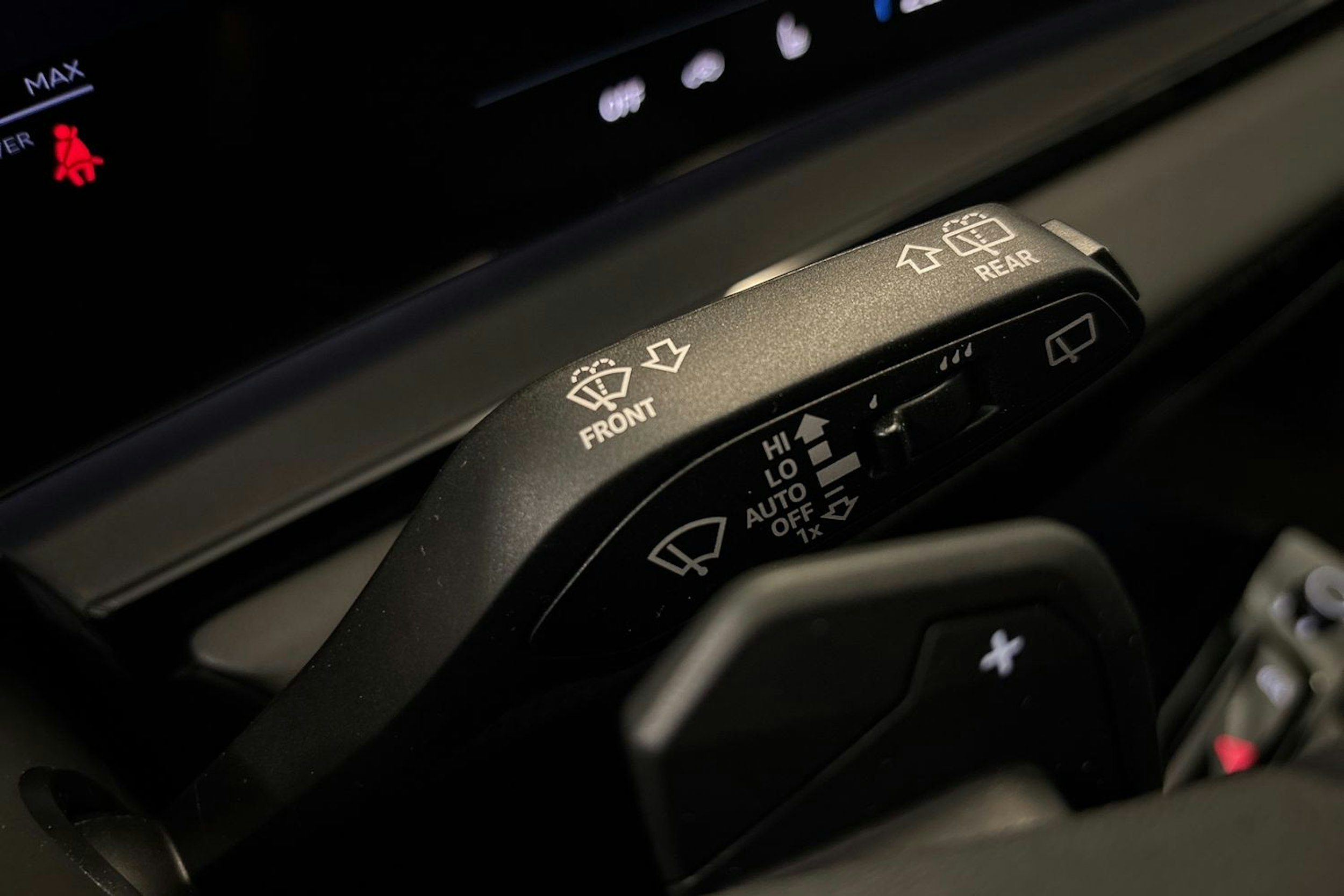 met. sininen Audi Q6 e-tron 2025 kuva 12.