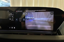 met. sininen Audi Q6 e-tron 2025 kuva 17.