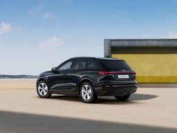 mythos musta Audi Q6 e-tron 2025 kuva 5.