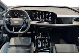 harmaa Audi Q6 e-tron 2025 kuva 7.