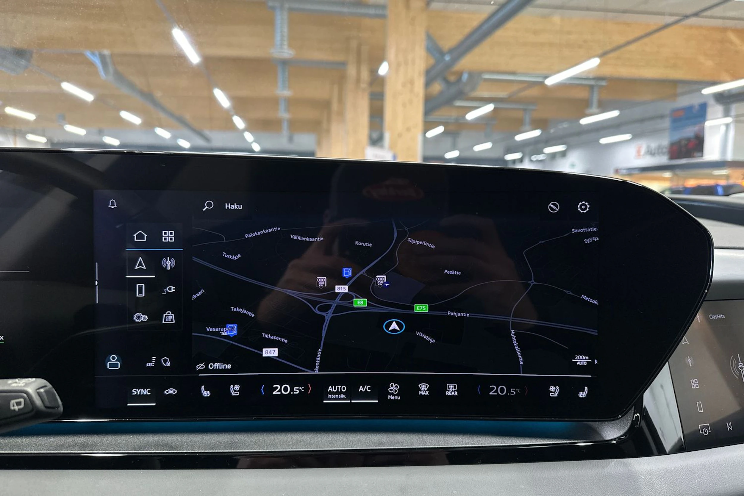 harmaa Audi Q6 e-tron 2025 kuva 19.