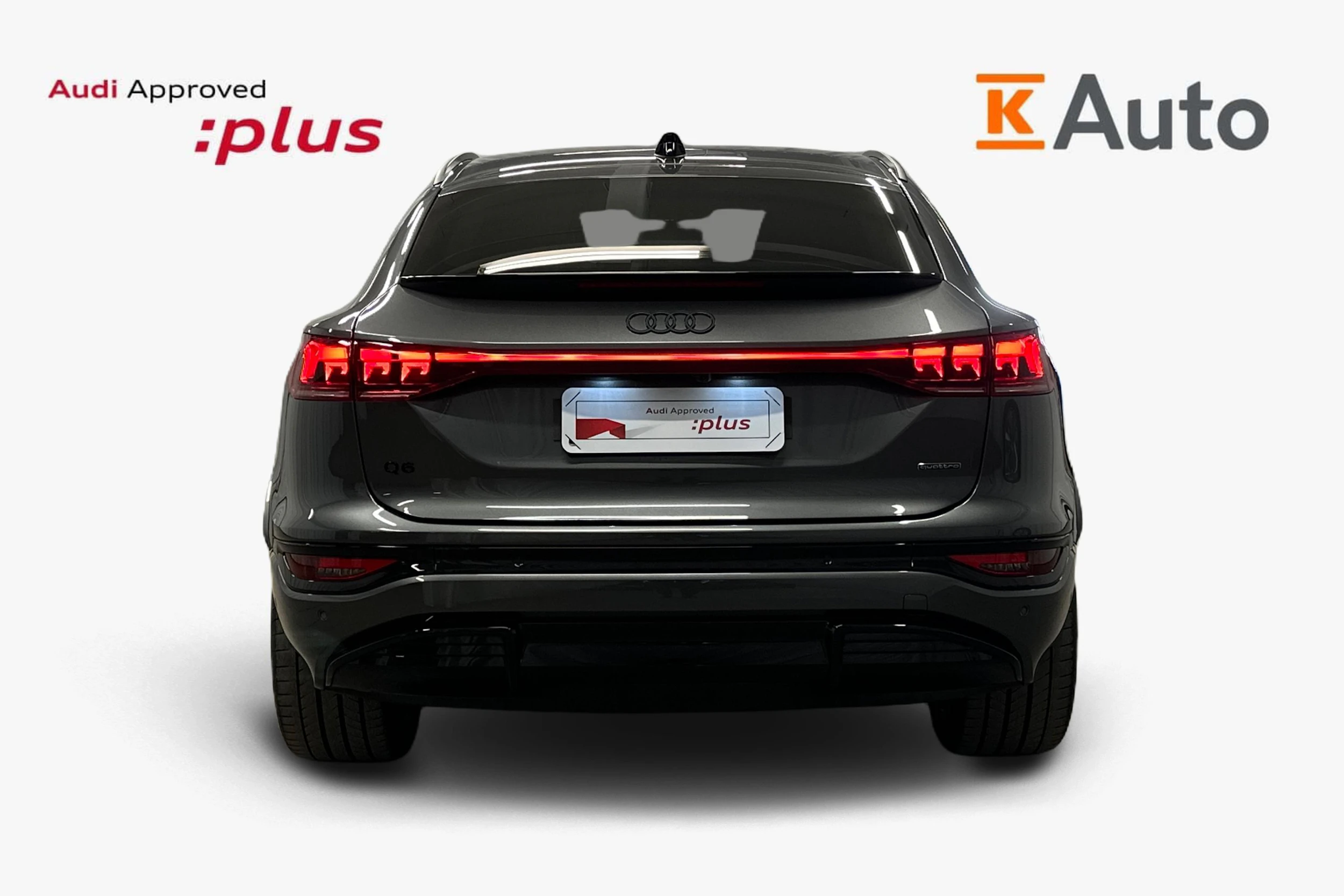 harmaa Audi Q6 e-tron 2025 kuva 3.