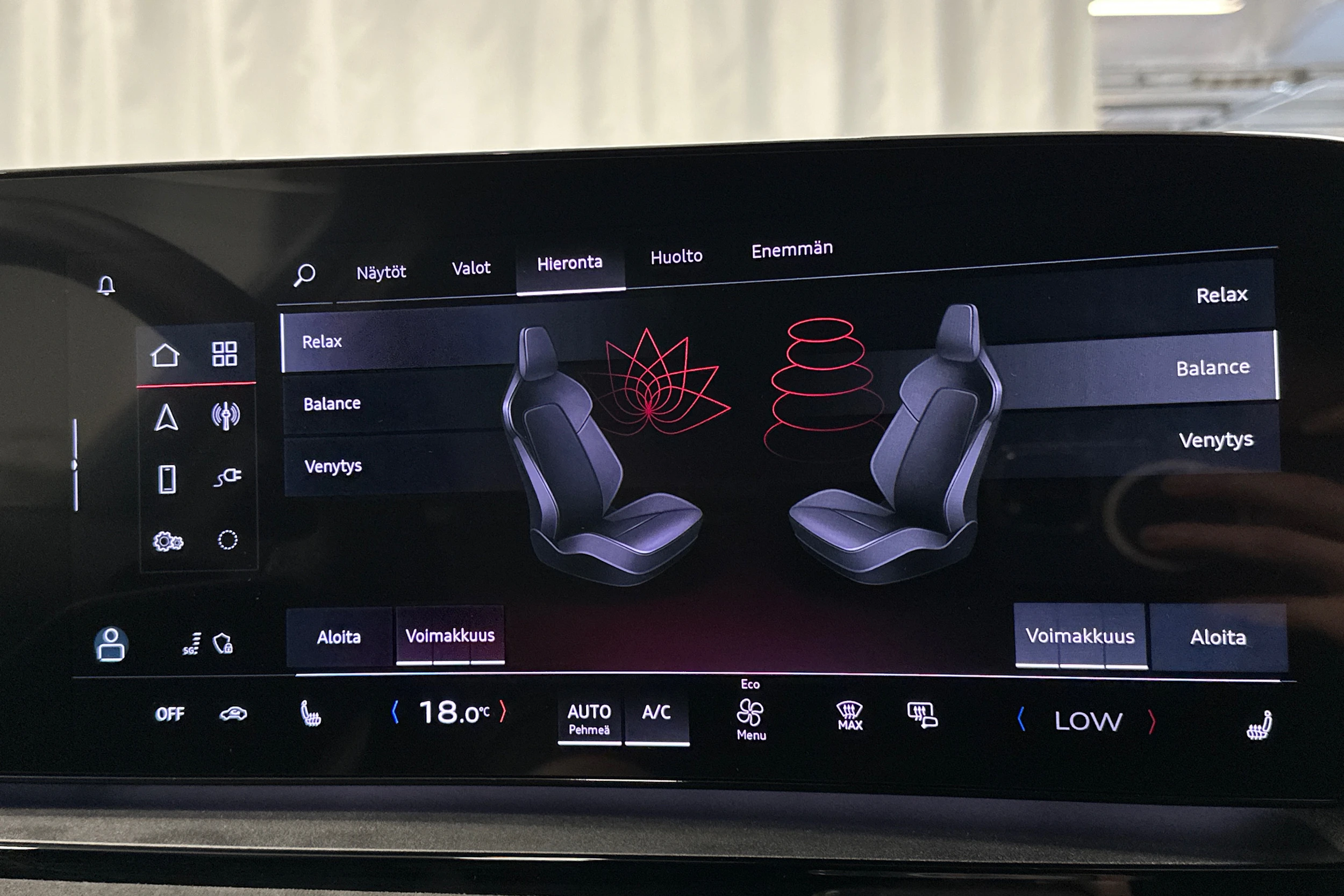 harmaa Audi Q6 e-tron 2025 kuva 24.