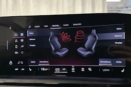 harmaa Audi Q6 e-tron 2025 kuva 24.