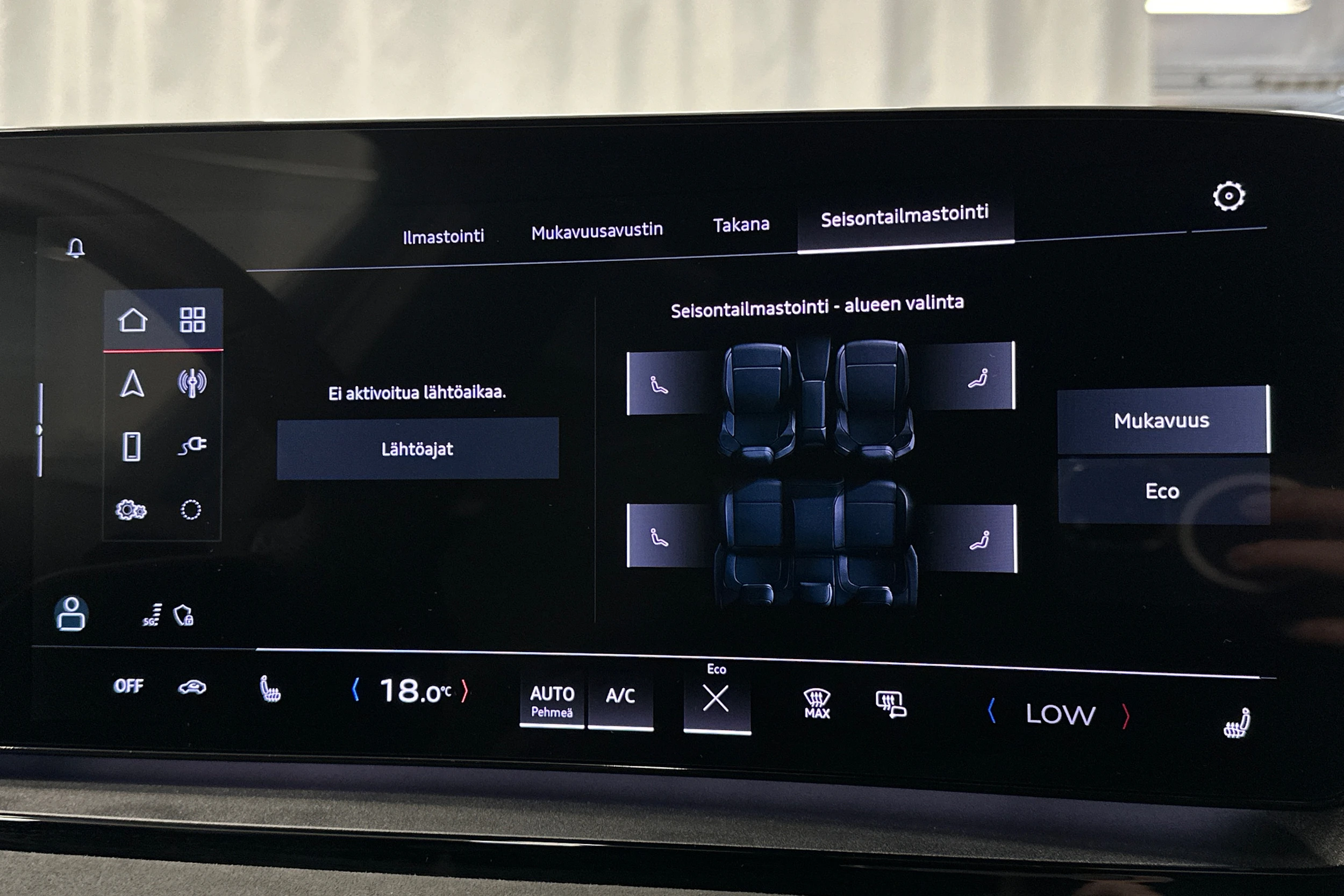 harmaa Audi Q6 e-tron 2025 kuva 30.