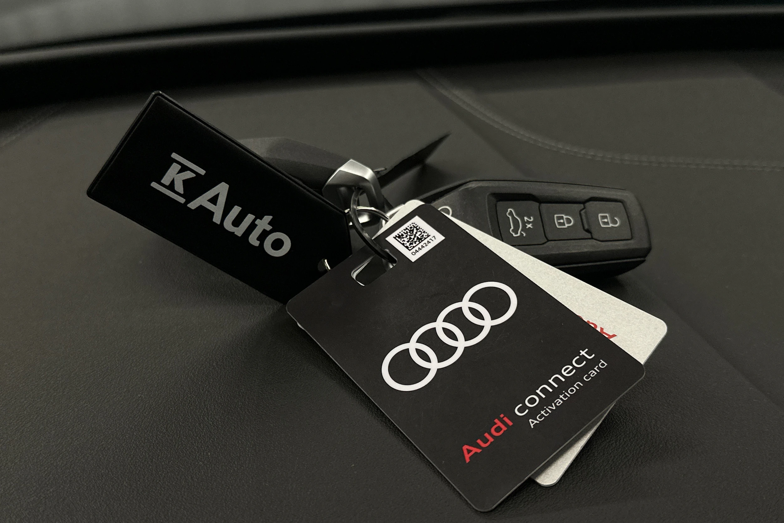 harmaa Audi Q6 e-tron 2025 kuva 35.