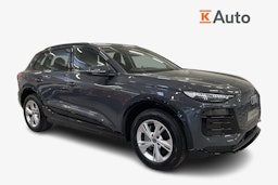 harmaa Audi Q6 e-tron 2025 kuva 1.