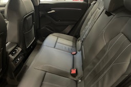 harmaa Audi Q6 e-tron 2025 kuva 8.