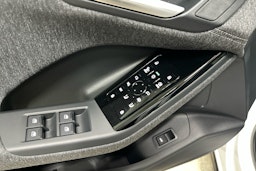 met. valkoinen Audi Q6 e-tron 2025 kuva 14.