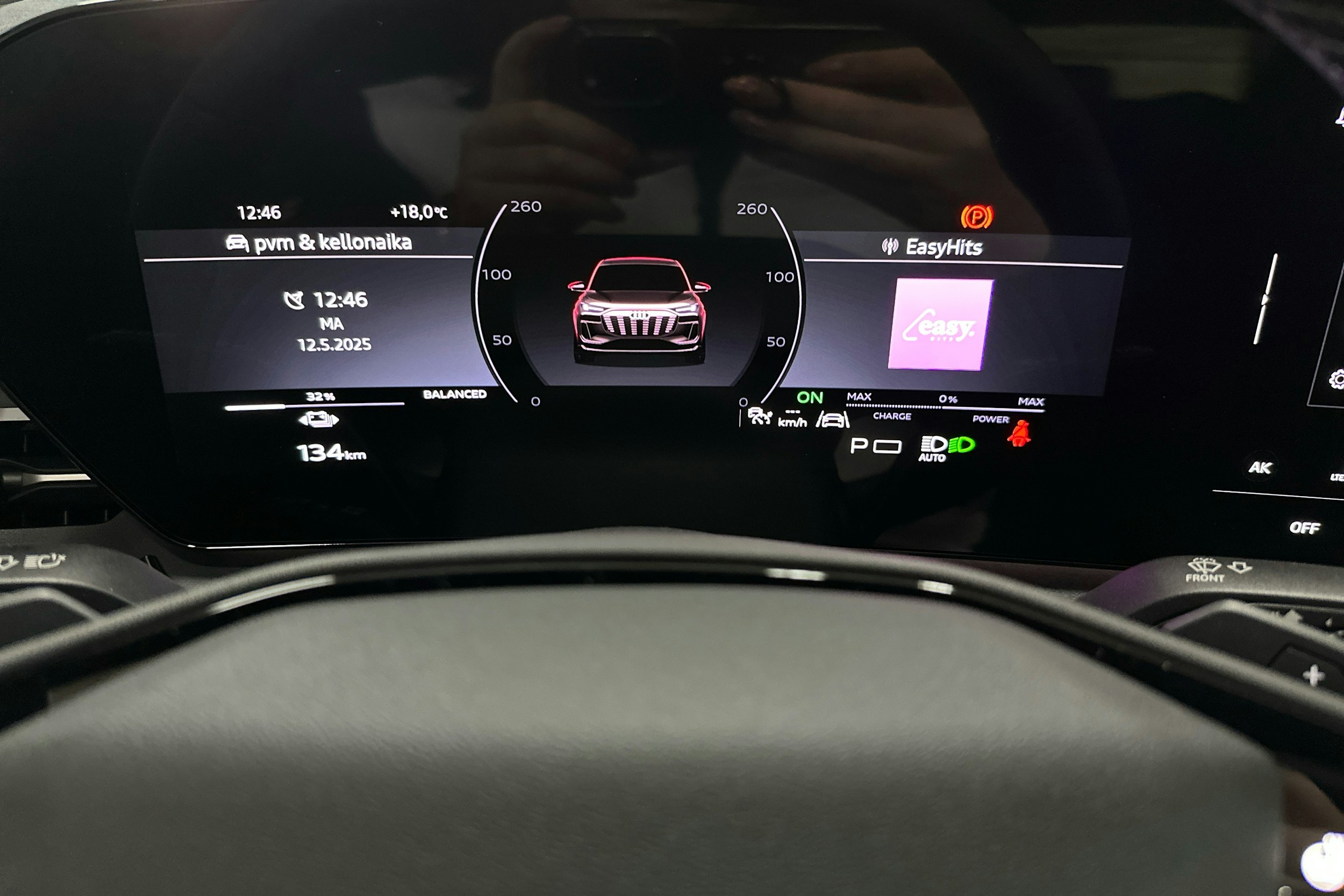 met. valkoinen Audi Q6 e-tron 2025 kuva 25.