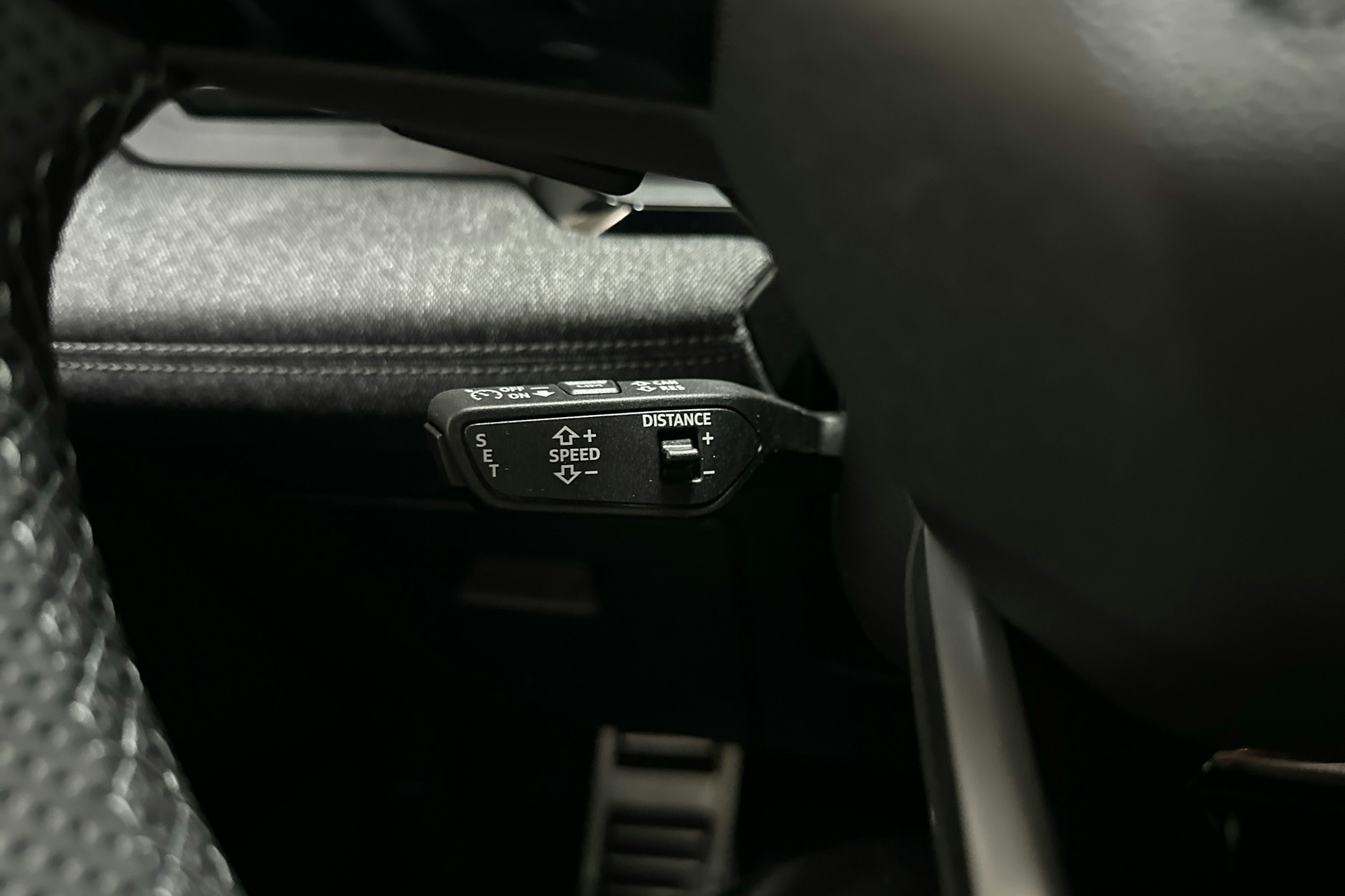 met. valkoinen Audi Q6 e-tron 2025 kuva 26.