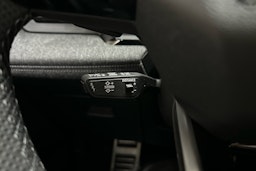 met. valkoinen Audi Q6 e-tron 2025 kuva 26.