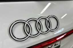 met. valkoinen Audi Q6 e-tron 2025 kuva 35.
