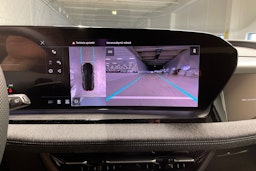 harmaa Audi Q6 e-tron 2025 kuva 15.