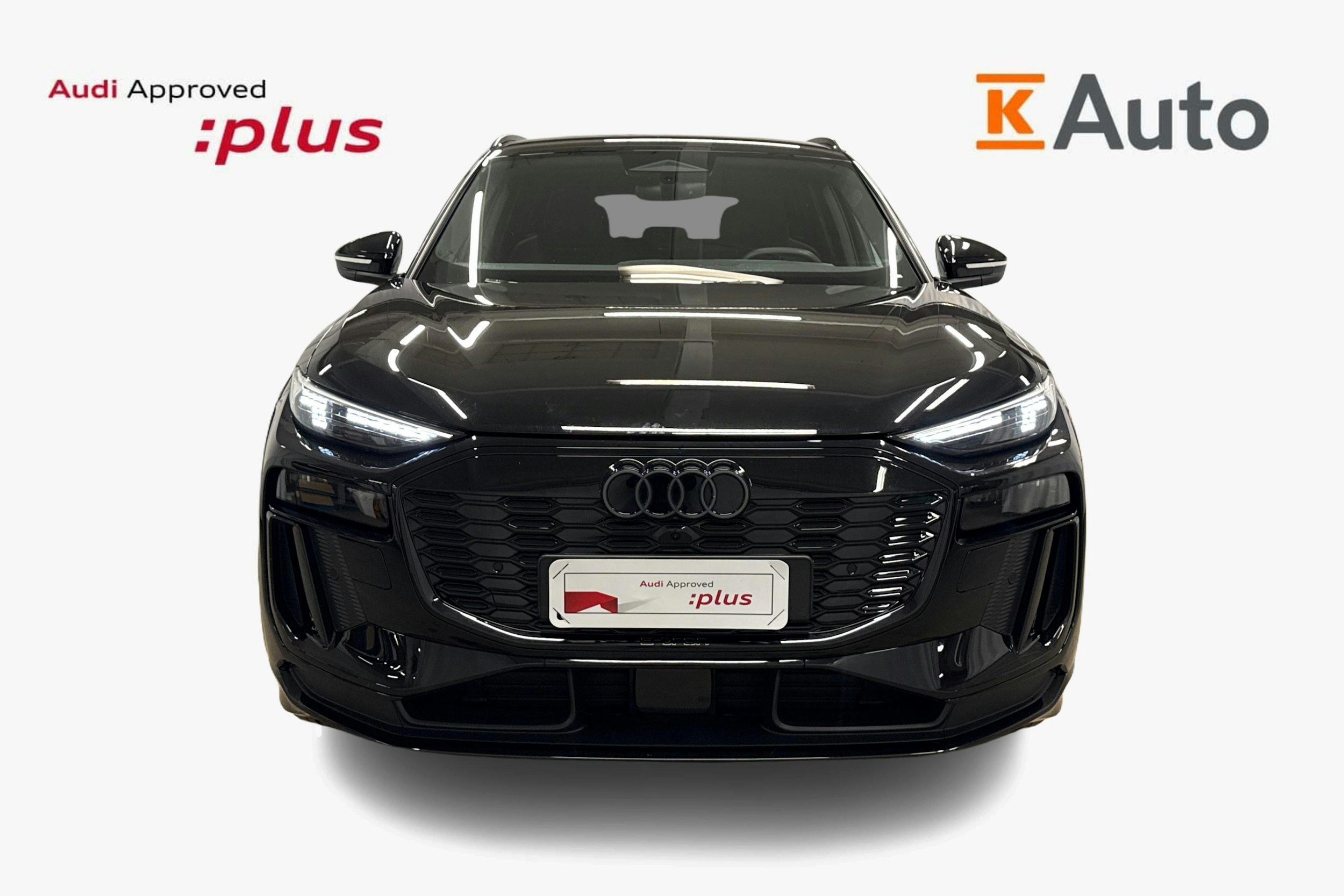 musta Audi Q6 e-tron 2025 kuva 4.