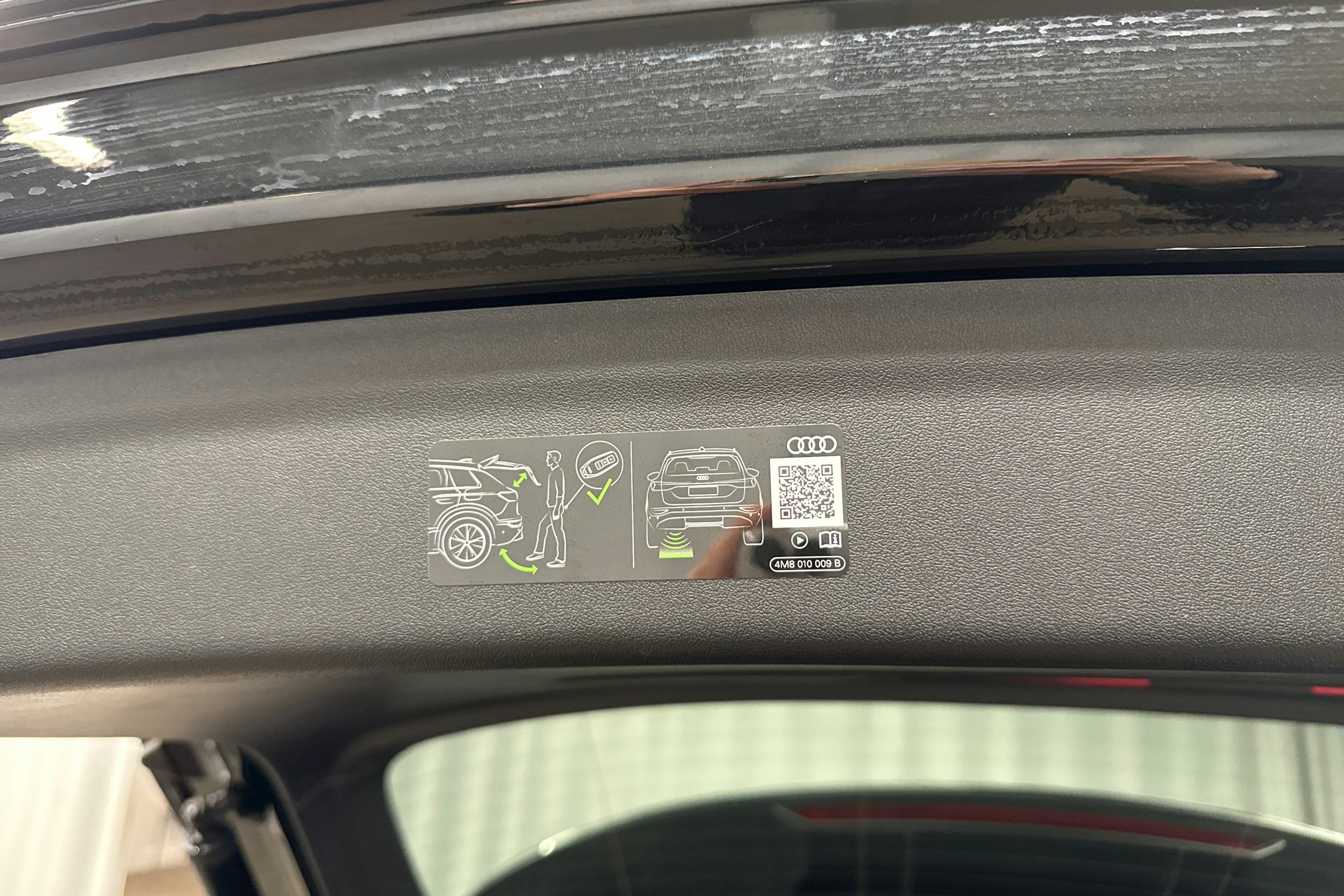 musta Audi Q6 e-tron 2025 kuva 32.