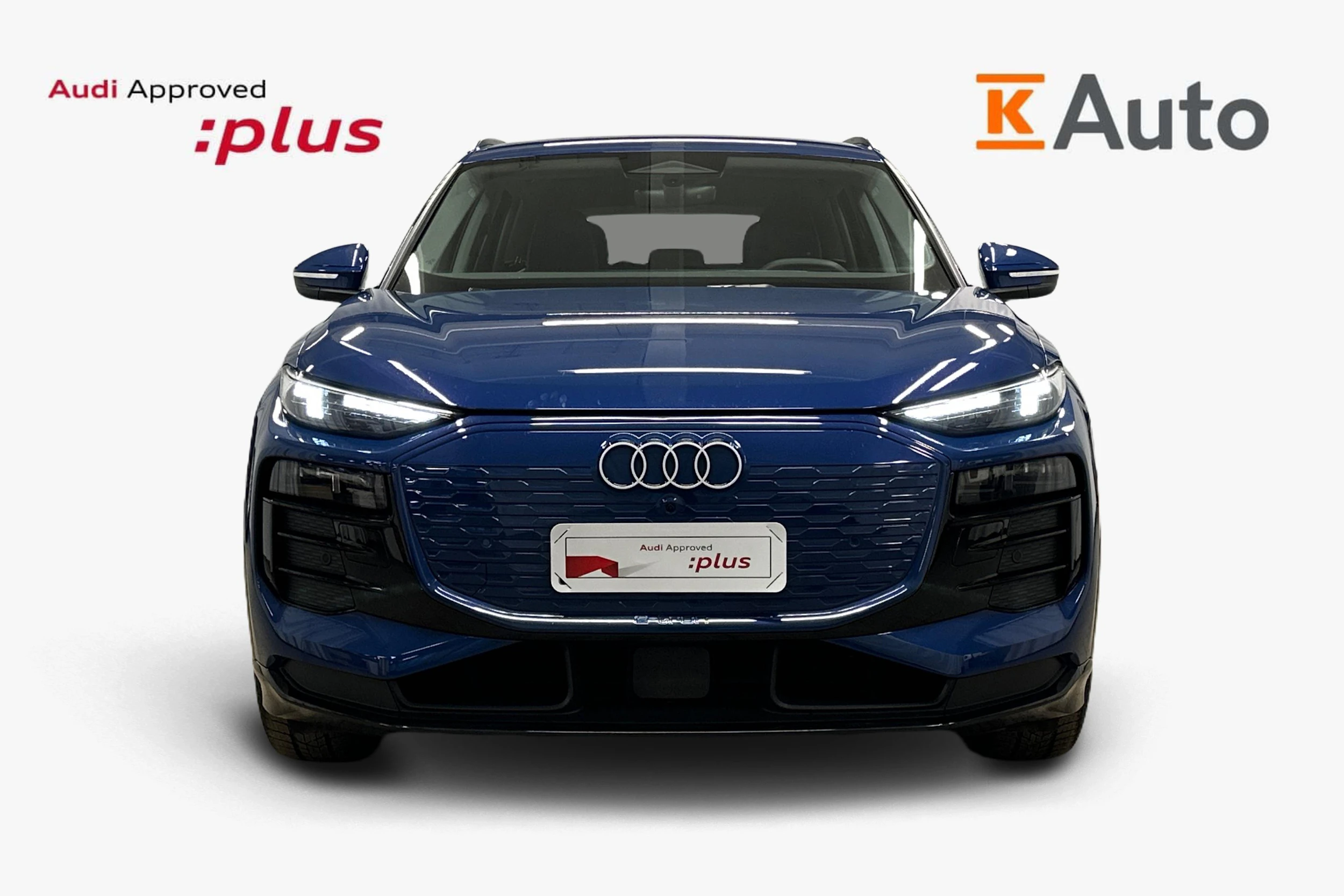 sininen Audi Q6 e-tron 2025 kuva 4.