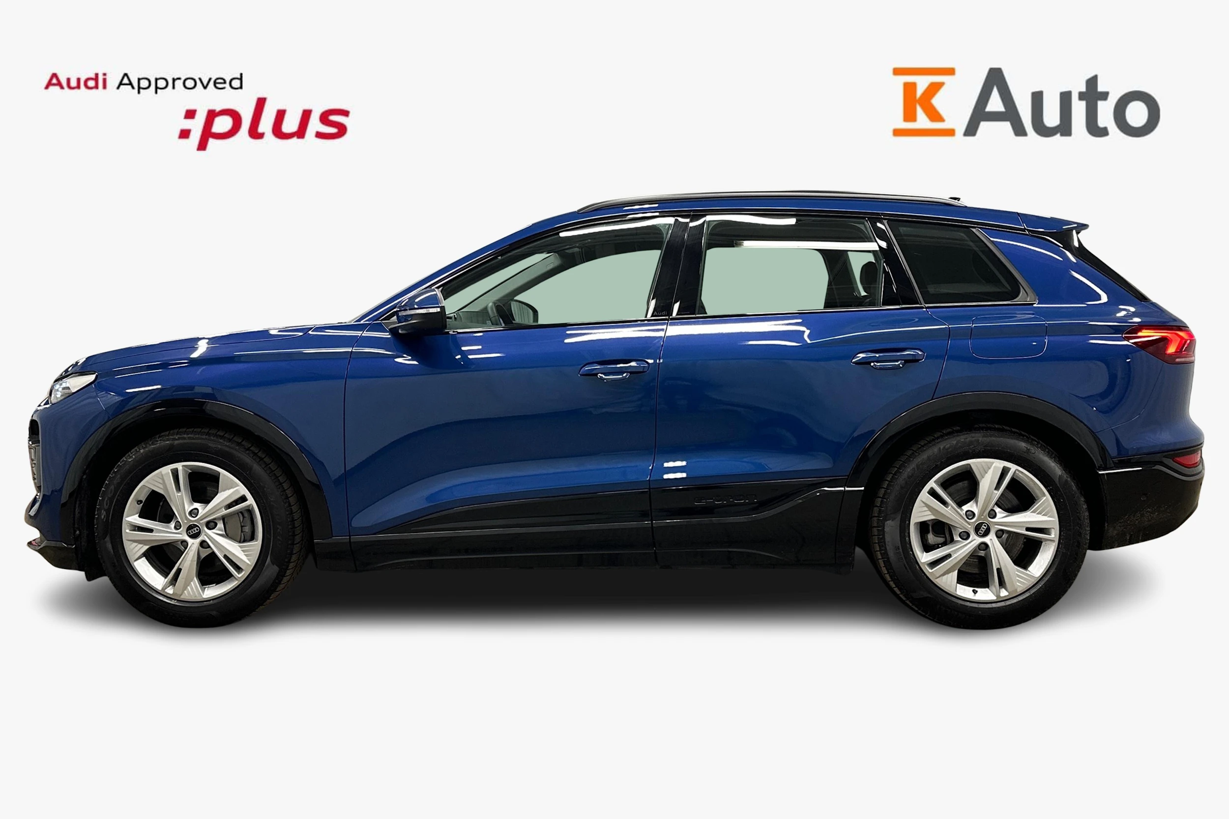 sininen Audi Q6 e-tron 2025 kuva 5.