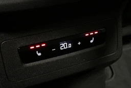 sininen Audi Q6 e-tron 2025 kuva 14.