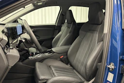 sininen Audi Q6 e-tron 2025 kuva 15.