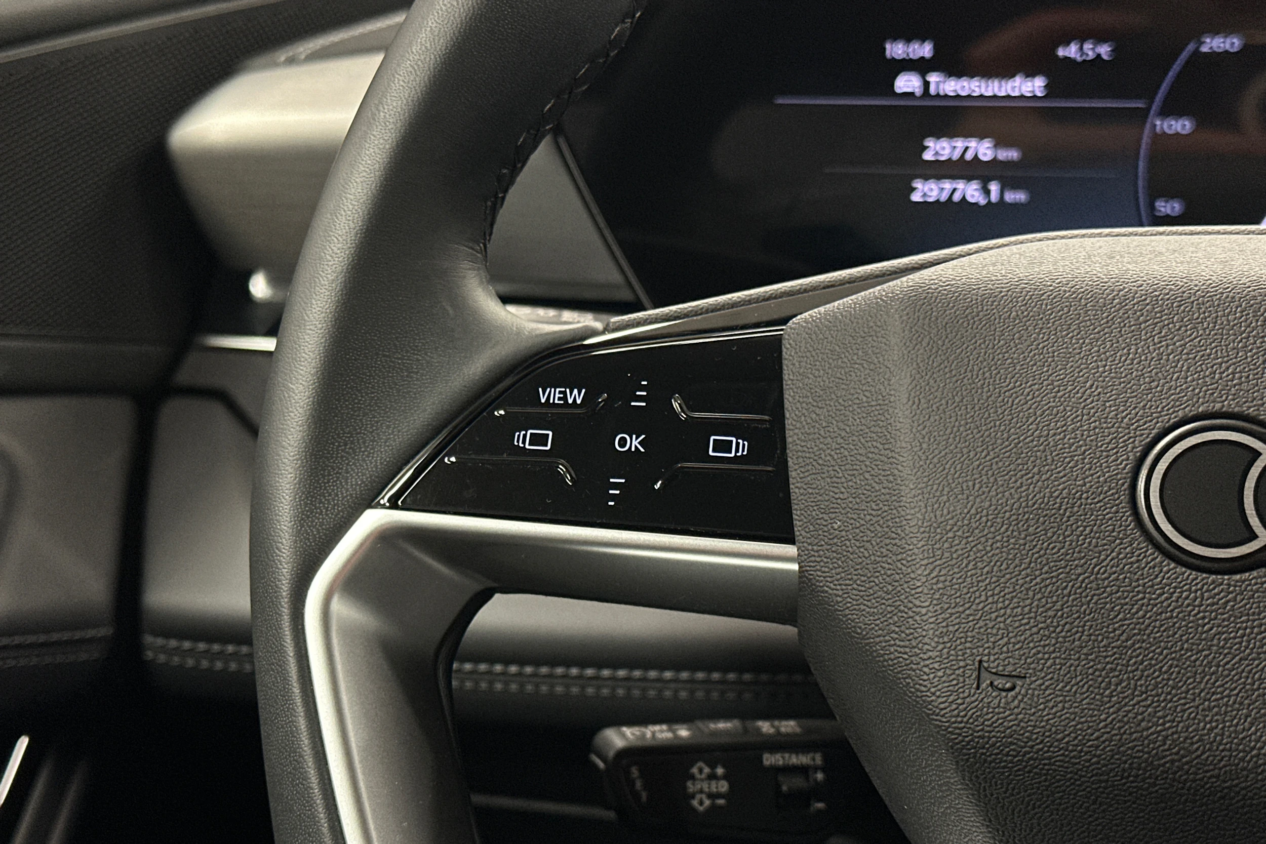 sininen Audi Q6 e-tron 2025 kuva 20.