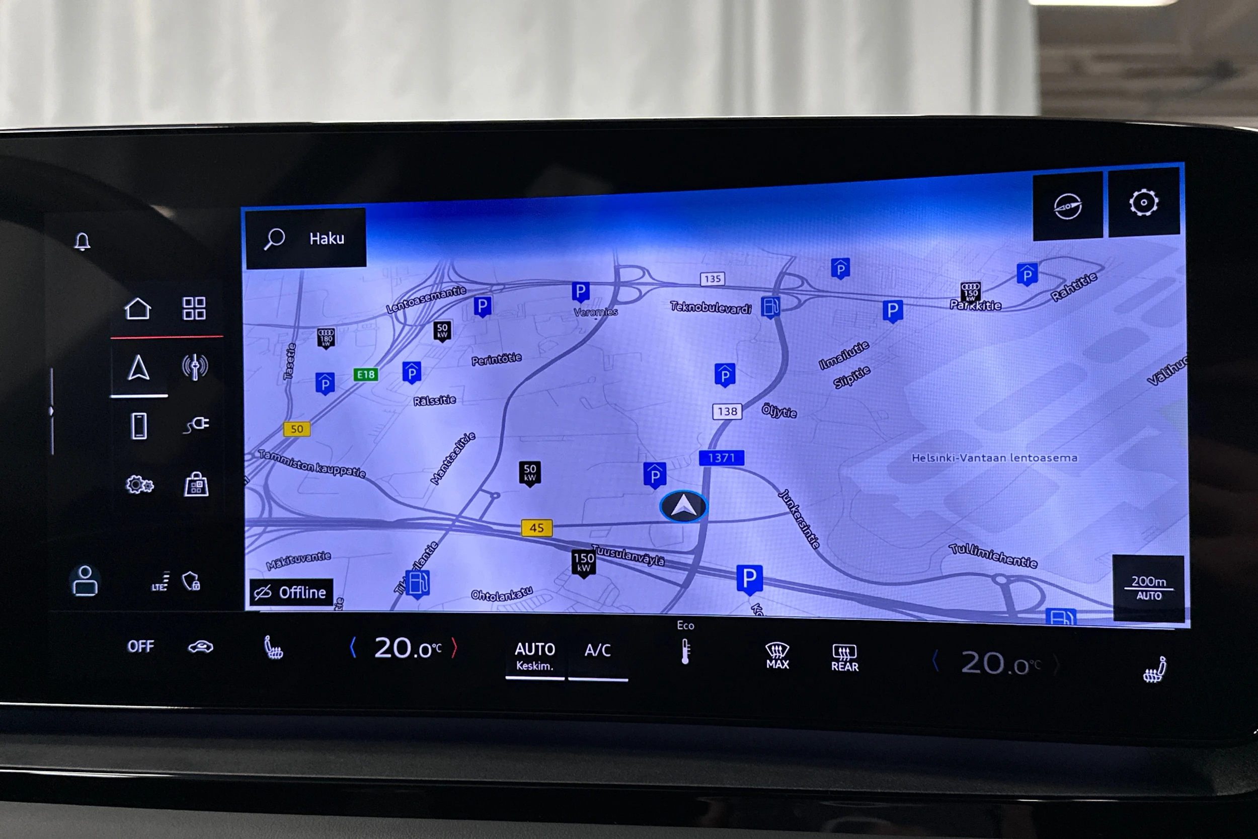 sininen Audi Q6 e-tron 2025 kuva 24.
